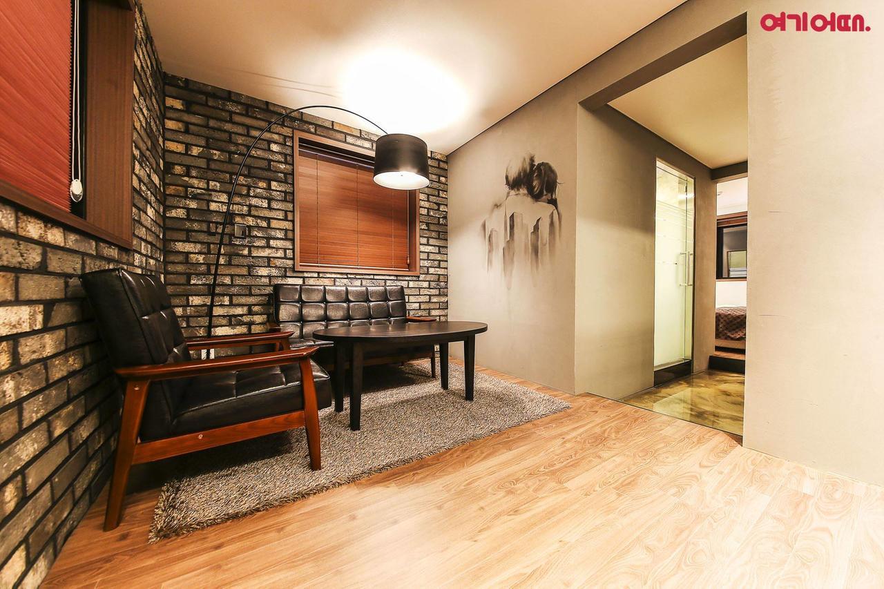New York Hotel Seoul Bagian luar foto