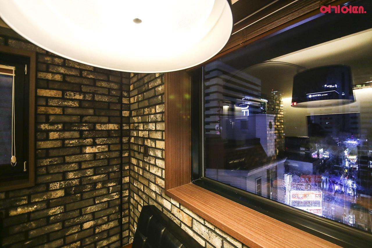New York Hotel Seoul Bagian luar foto